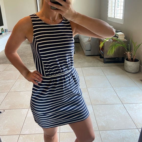 Perfect work dress! - Picture 2 of 4